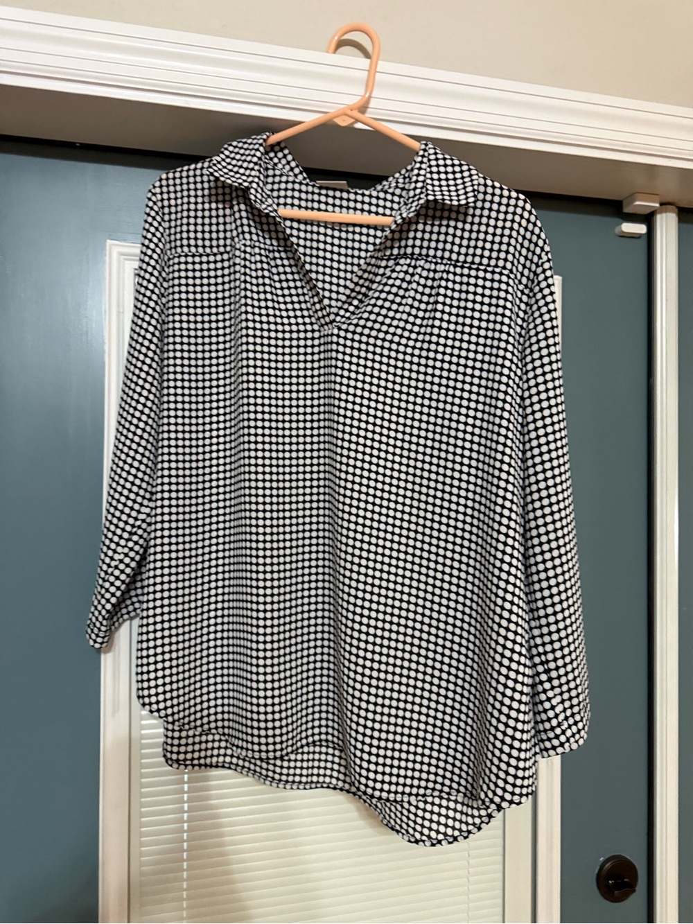 Van Heusen Black and White Blouse